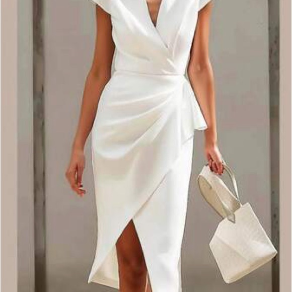fehaute Dresses & Skirts - NWT Fehaute Elegant White Wrap Dress- L